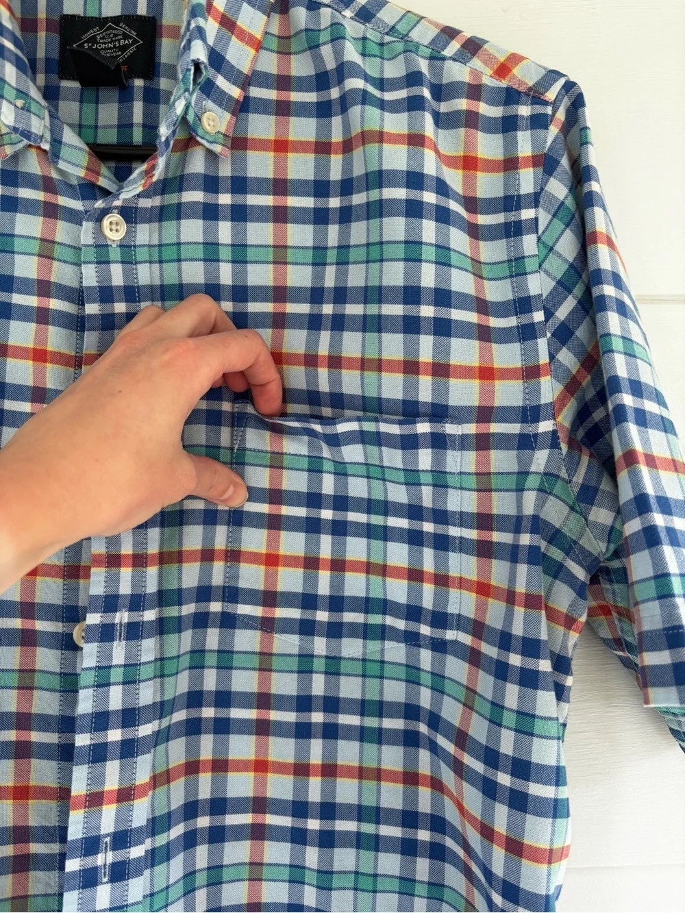 St. John’s Bay Men’s Small Short Sleeve Shirt Button Down Checkered Casual Plaid - Picture 5 of 8